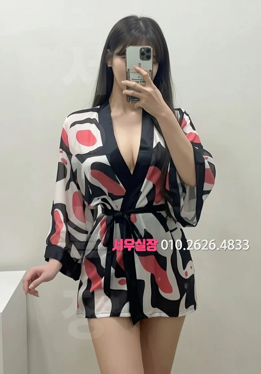 충무로 보도 프리미엄 라인업 8번 프로필