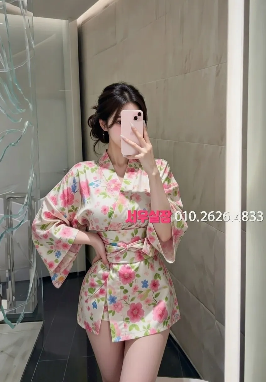 충무로 다국적 프리미엄 라인업 14번 프로필